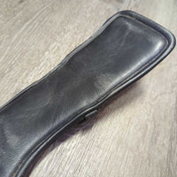 Shoulder Relief Padded Anatomical Short Girth, D Ring *vgc/xc, clean, mnr residue, rubs & hairy seams

