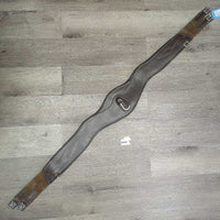 Anatomical Small Belly Girth, Caribiner, 2x D Rings, 2x els *vgc, clean & mnr dirty, hairy seams, rubs & scuffs
