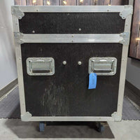 Light Aluminum Tack Trunk: 2 keys, wheels, tray, 4 hooks, saddle rack, cabinet *vgc/xc, clean, mnr residue, stains & scratches, all clasps work!

