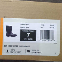 Short Rubber Muck Boots, box *new
