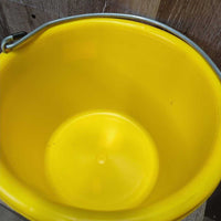 Round Plastic Bucket *xc, mnr dirt
