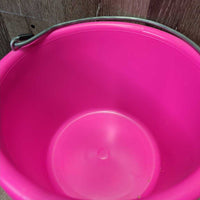 Round Plastic Bucket, handle *xc, mnr dirt
