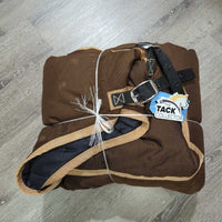 Lt Stable Blanket, tail *vgc, clean, 0 wpf, older, mnr stains, mnr tears, residue, scuffs, rubs
