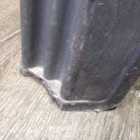 Step Stool - Grooming Tote Box *gc/fair, 0 tray, broken/missing clasp, cracked, mnr dirt, scuffed, scratches
