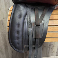 18" XW *6.25" Zaldi New Kent Dressage Saddle, Navy Fleece Zaldi Cover, Info Packet, Rear Gusset Panels, Wool Flocking, Lg Exterior Front Blocks, Flaps: 17.5"L x 10"W Serial #: 18" 34.5 161816
