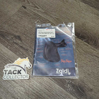 18" XW *6.25" Zaldi New Kent Dressage Saddle, Navy Fleece Zaldi Cover, Info Packet, Rear Gusset Panels, Wool Flocking, Lg Exterior Front Blocks, Flaps: 17.5"L x 10"W Serial #: 18" 34.5 161816

