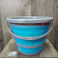 "Roadie" Collapsable Bucket, handle *xc/vgc, mnr dirt, scuffs

