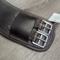 Thick Padded Short - Dressage Girth, D Ring *vgc, dirty, film, hairy seams & rubs
