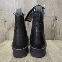 JUNIORS Paddock Boots, Zip, tag, box *new
