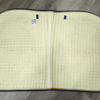 Quilt Dressage Saddle Pad *gc, clean & dirty?, stains, mnr hair, pills, cut tabs, stains
