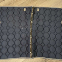 Thick Quilt Dressage Saddle Pad *vgc, clean, rubs, pills, hair, dirt?residue, cut tabs, edge rubs

