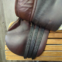 17 XW *6.5" Stubben Edelweiss Close Contact Saddle, Green Fleece Cover, Wool Flocking, Med Front Blocks, Flaps: 14.25"L x 12.5W *No Serial #
