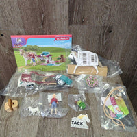 #42467 Horse and Cart Picnic Set, Opened Box, *new
