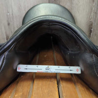17.5" Adj *Set W - 6" NSC - Anika Dressage Saddle, Front & Rear Gusset Panels, XLg Front Blocks, Flaps: 15.5"L x 9.5"W Serial #: 2012 17.5 XW 80754
