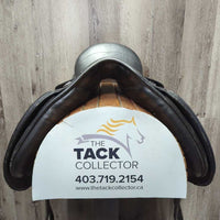 17.5" XXW *7.5" Duett Tango Dressage - Trail Saddle, Light Cotton Duett Cover, Wool Flocking, Rear Gusset Panel, Hoop Tree, Front Velcro Block Covers, Flaps: 16"L x 14" W Serial #: 17.5 36
