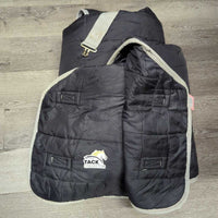 Hvy Quilt Winter Stable Blanket, 2 legs *gc, clean, repairs, edges: sm hole & rubs, mnr snags, scratches & holes
