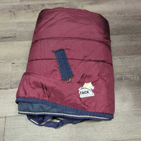 Med?Hairy Quilt Winter Stable Blanket, tail *gc, clean, edge frays, hole, rip, hair, snags, rubs

