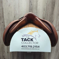 17" MW *5.25" P.J. Pro Close Contact Saddle, 2 Billet Guards, Navy PJ Cover, Foam Panels, Med Front & Large Back Blocks, Flaps: 14"L x 12.5"W Serial #: 1357966 R (Regular Tree & Flap)
