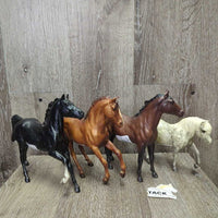 Set of 4: Black Beauty, Ginger, Duchess & Merry Legs *vgc, ear rubs, scuffs, (Merry cant stand)
