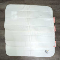 4 Fleece No Bow Leg Quilts *vgc, clean, mnr hair, pills, creases, stains
