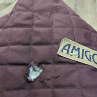 200g Disc Front Quilt Stable Blanket, detach neck, belly straps, tail *vgc, clean, smell, snags, tears, hair, threads
