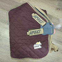200g Disc Front Quilt Stable Blanket, detach neck, belly straps, tail *vgc, clean, smell, snags, tears, hair, threads
