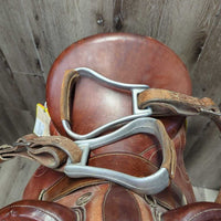 14 M *4" Syd Hill Leader Laureate Aussie Saddle, stirrup leathers, over girth, Narrow Aluminum Western Stirrups, 33" cotton string girth, Flaps: 18"L x 12"W Serial # 65764
