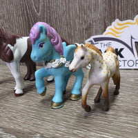 4 Assorted Toy Horses *gc, stains?dirt, rubs
