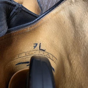 Pr Field Boots, Zips, 2 Ariat Plastic Forms *gc, toe scuffs, heel rubs, scrapes, seams: rubs, rip, hole, marker, split sole