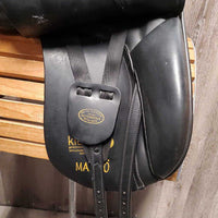 17.5 MW *5.25 Kieffer Malmo Dressage Saddle, 2 Billet Guards, Navy Cotton Passier Cover, Wool Flocked, Rear Gusset Panel, Lg Front Blocks, Flaps: 17.5"L x 12.5"W Serial #: 0803039 5 1
