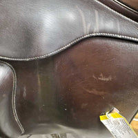 17 M *4.75 Regal Monoflap Dressage Saddle, Lg Exterior Front Blocks, Wool Flocking, Rear Gusset Panels, Flaps: 16"L x 12.5"W