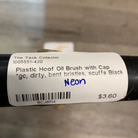 Plastic Hoof Oil Brush with Cap *gc, dirty, bent bristles, scuffs
