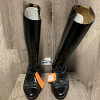 Pr Field Boots, Pull On, Pr White Plastic Forms *gc, clean, scratches, older, fallen, creases, scuffs, rubs
