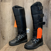 JUNIORS Pr Fleece Lined Winter Boots, velcro *vgc, mnr dirt, scuffs & hair, inner heel rubs, undone stitching
