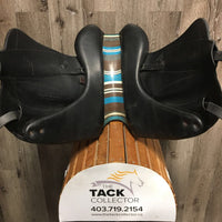 17" *5.25" MW Voltaire Adelaide Monoflap Dressage Saddle, Brown Voltaire Cover, Xlg Front Blocks, Foam Panels, Flaps: 16"L x 13.5"W Serial #: 1448 16 17 3A 3S FIN
