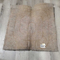 Synthetic Felt Woven Top Western Pad *gc, dirt, hairy, v. clumpy, dusty, compresses
