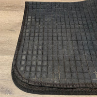 Quilt Jumper Saddle Pad *fair, dirt, stained, v. hairy, clumpy underside, rubbed torn edges, pills
