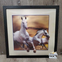 Framed 3D Horse Picture *gc, mnr dirt, scuffs
