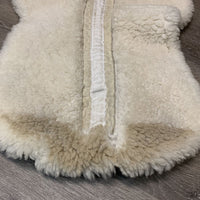 Quilt Sheepskin Half Pad *gc, mnr dirt, stained, dingy, hair, loose stitching, clumpy fleece, stiff wither, weak worn velcro
