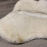 Quilt Sheepskin Half Pad *gc, mnr dirt, stained, dingy, hair, loose stitching, clumpy fleece, stiff wither, weak worn velcro
