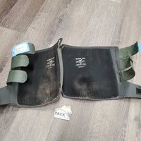 SMBII 200 Closed Boots *vgc, v. mnr hair, dirt, peeling emblem